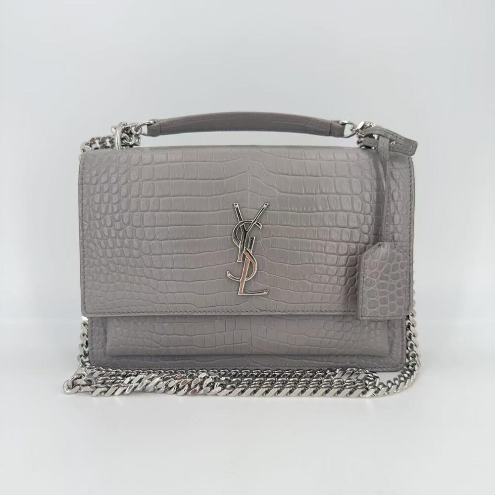 Saint Laurent Sunset Crossbody bag in Excellent